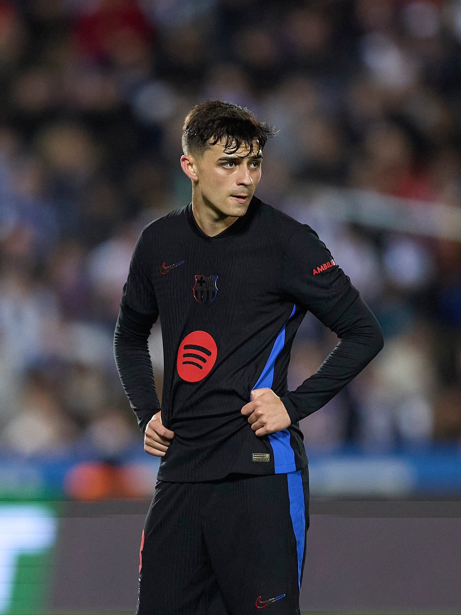This guy ( Pedri ) perfected the illusion of hard work with 2 cm passes all game. Drops 60+ passes to create 2 big chances every 5 games. Take away those 2 cm side  passes  and all he’s got left is spin—unmarked and still doing nothing.