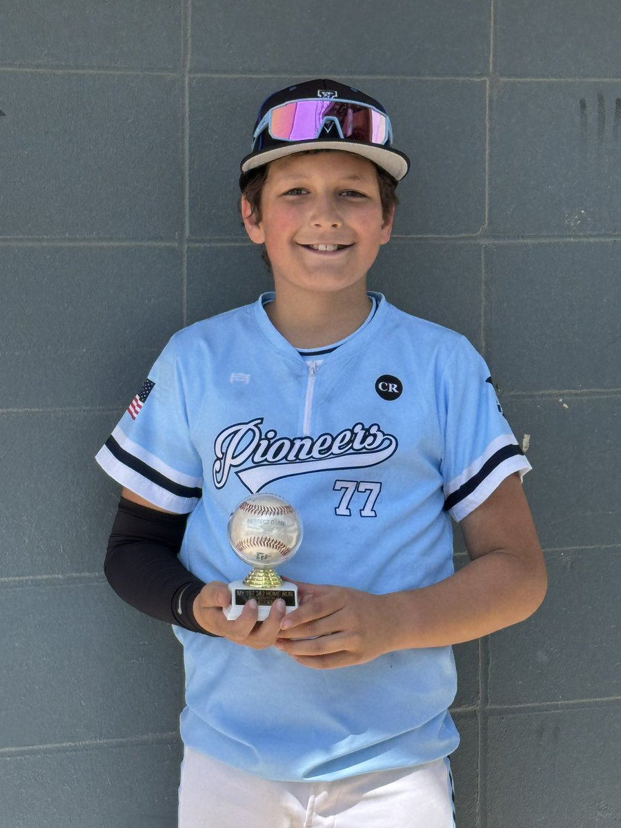 LVPioneersGiam's tweet photo. The boys added 2 more W’s to the win column today. Andrew pitched another gem w/ 1BB 6Ks &amp; 2 earned runs. Danny had 10 RBIs on the day. Ethan hit his first HR of his career, and took out a windshield in the process. https://t.co/6UTjI4vrfb
