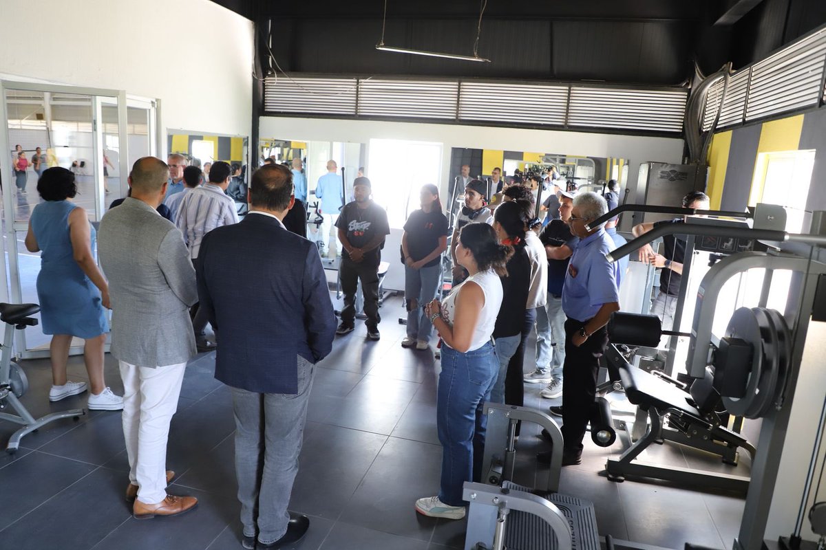 cuci_oficial's tweet photo. Conoce el nuevo gimnasio que ya está abierto para ti, en este espacio podrás ejercitar tu cuerpo, trabajar tu acondicionamiento físico y tu salud mental. 

#CUCiénega #Evoluciona https://t.co/HnCCxS6kKA