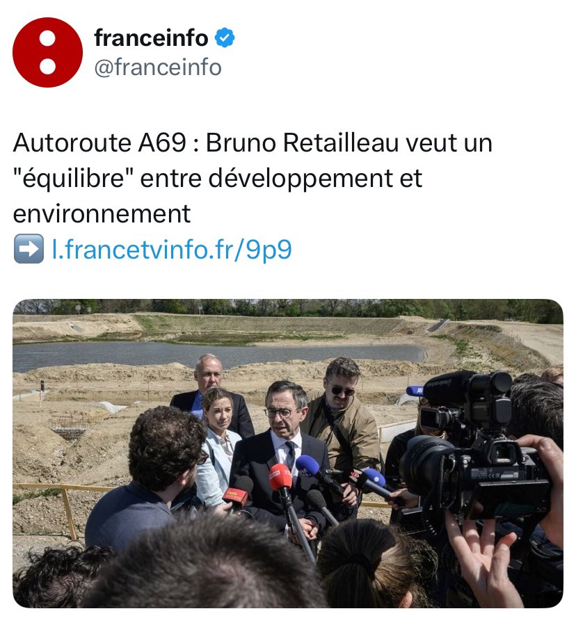 realmarcel1's tweet photo. 6 mois que Retailleau est ministre et on n’a toujours pas compris en quoi consistait son travail… https://t.co/stJda4Xqpr