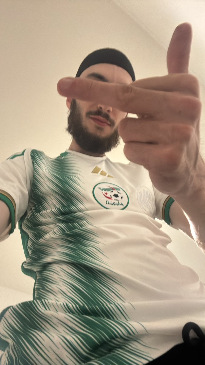 ⚠️🤑   #RTGAME  🤑⚠️

⏰ 10 min   

1€♥️
1€ ♻️
1€💬 (1 max)

My german pig is craving a good brainfuck, let’s fuck him with this #RTgame 🥵🤑

Déchirez le 🥵🤑