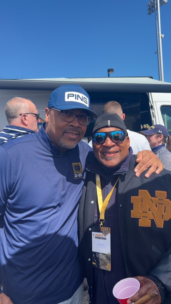 TheOGc1's tweet photo. ~todays tailgating experience:☘️☘️☘️☘️ #RickyWaters #AllenPinkett 😮💨 https://t.co/8e0PP4i4n9