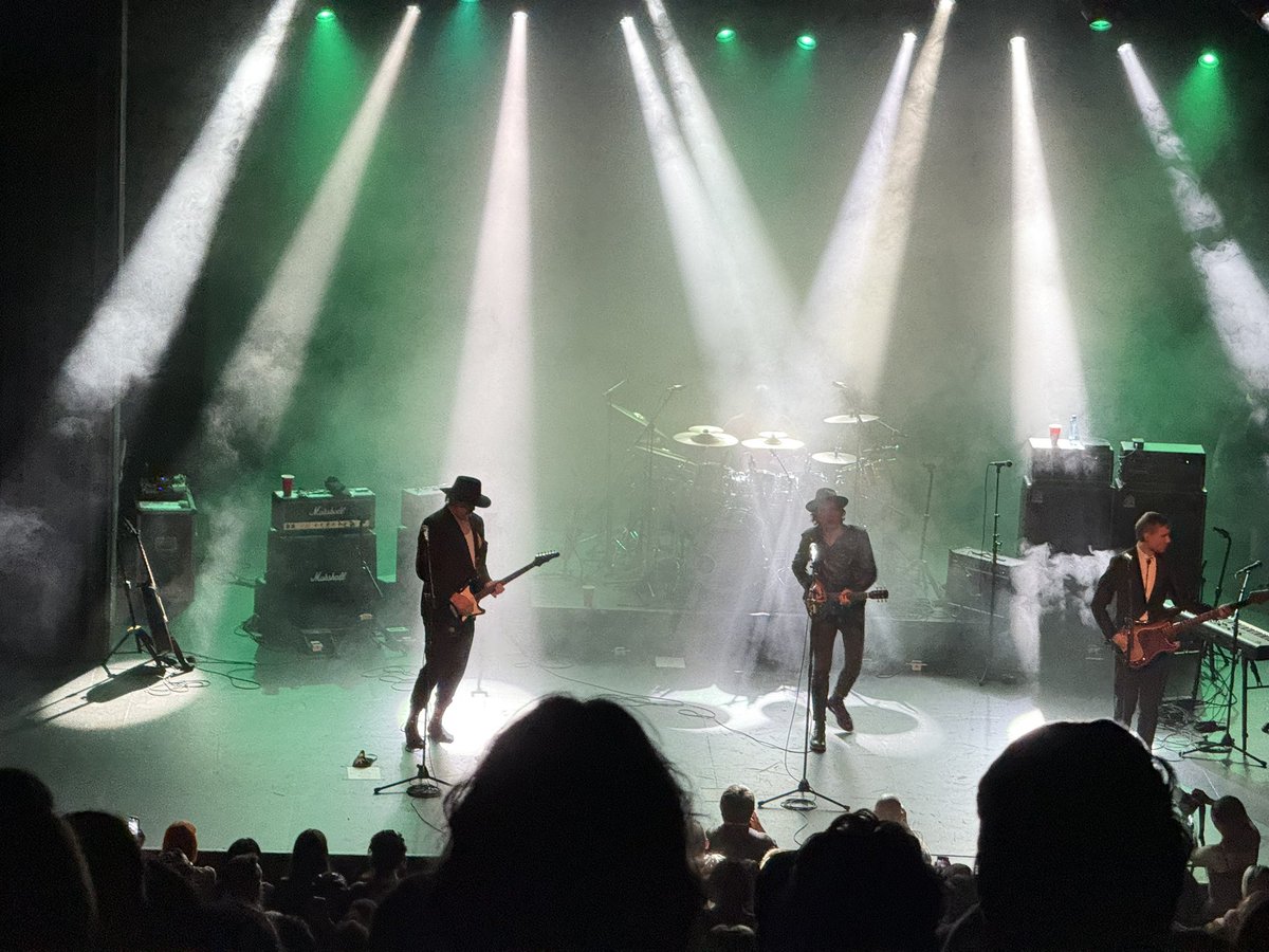 We're as thick as thieves, you know 🫶🏻

<a href="/libertines/">Libertines</a> <a href="/petedoherty/">Peter Doherty</a> <a href="/carlbaratmusic/">Carl Barat</a>