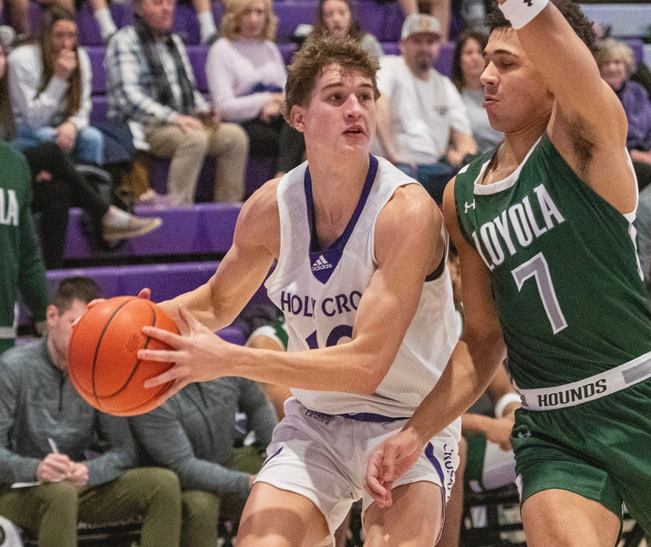 RivalsHoops's tweet image. Holy Cross guard Max Green committed to Northwestern. 

This season he averaged 14.9 ppg and 5.6 rebounds.

n.rivals.com/content/athlet…
