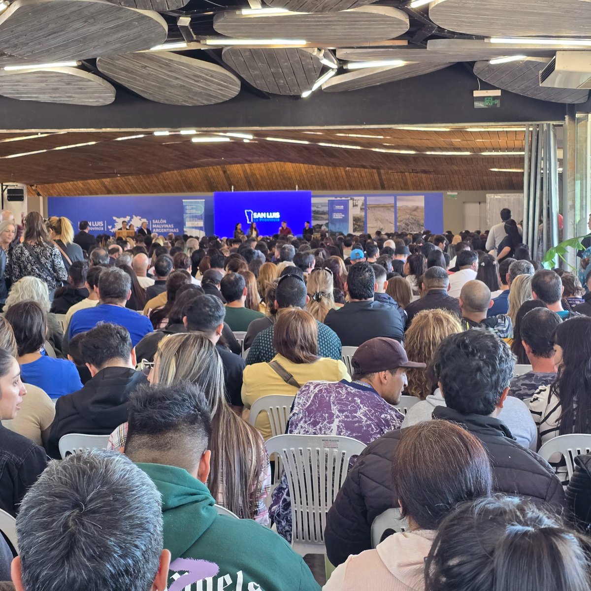 Los programas Mi Primer Emprendimiento y Mi Próximo Paso, llevan entregados desde Marzo de 2025, un total de 954 creditos a emprendedores sanluiseños.
Seguimos apostando al emprendedurismo como motor del cambio que necesita San Luis