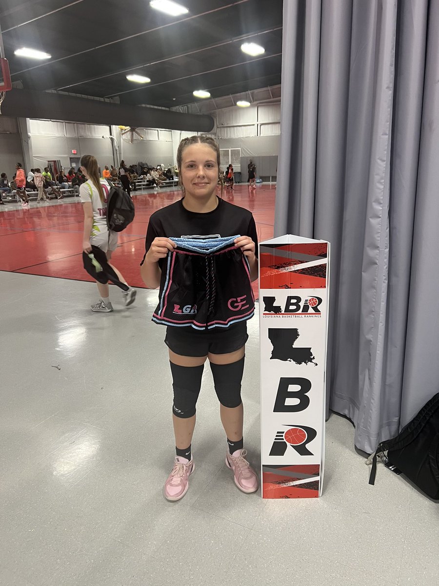 LBR_Basketball's tweet photo. 🏆 The Challenge Player of the Game
 👏 Sponsored by Grind Elite Threads
 ⛹️‍♀️Klancie Hebert 
🏀Bayou city Hoops
🎓2027

📝 Hebert put together an all around game putting up 14pts and leading her team to victory. Her defensive prowess and shotmaking ability set the tone for the game. #ChallengeAccepted