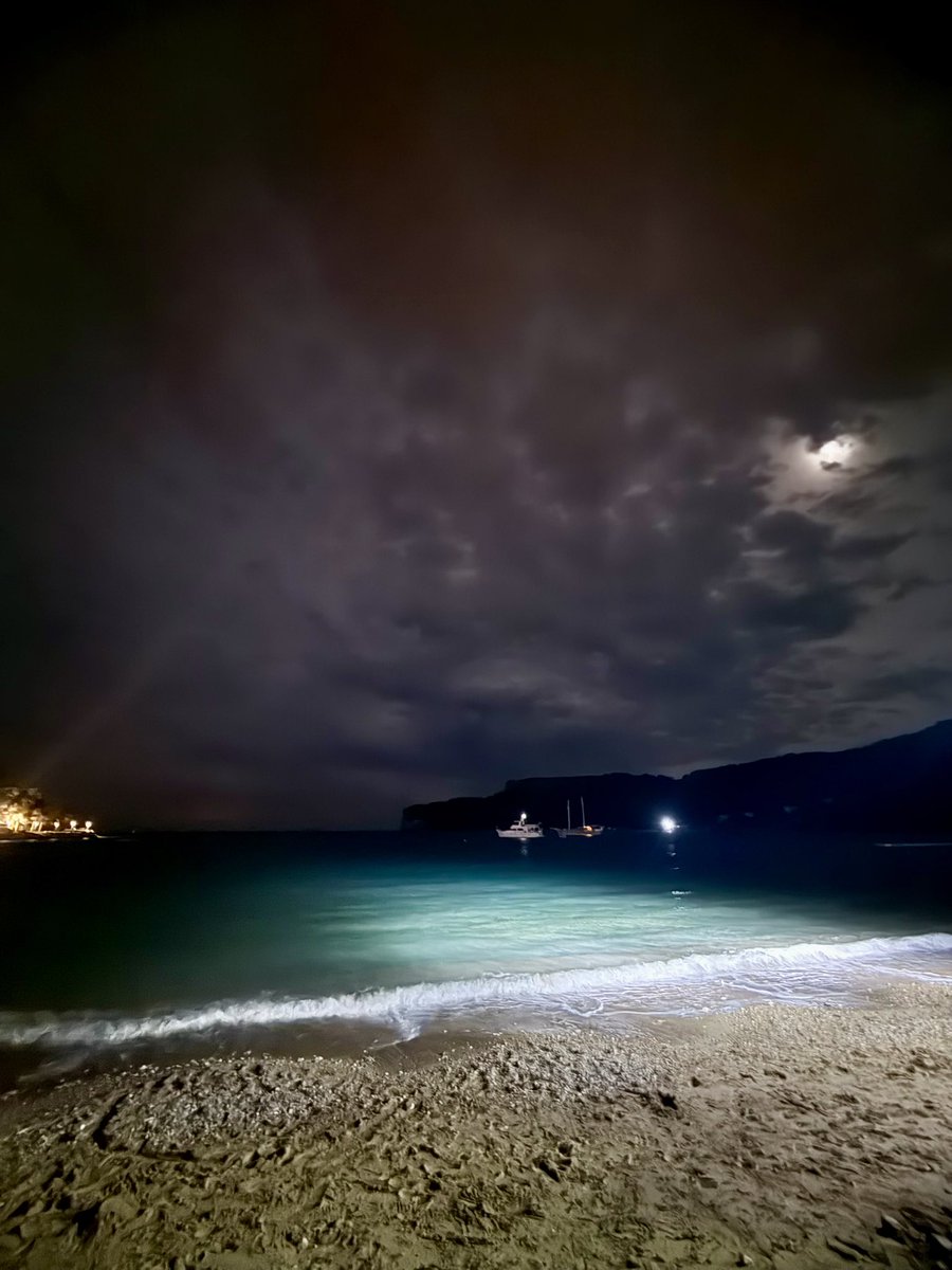 kygevo's tweet photo. Full of the moon in Kemer https://t.co/KoiJPSZPXH