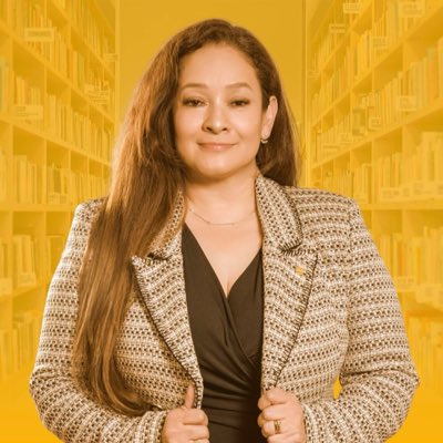 #NuevaFotoDePerfil
Candidata a Jueza Federal por el Estado de México #Vota14 #JusticiaConRostroHumano