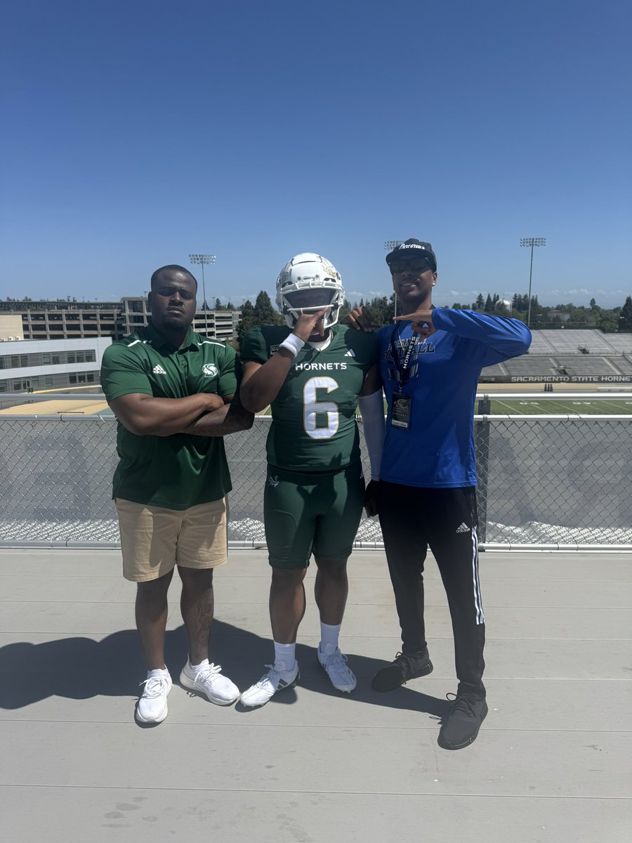 MalMal_6's tweet photo. I had a great time at Sac State today! Thank you @CoachMarshawn &amp; @CJPollard1 for the hospitality!! @JagNationFB @SacHornetsFB @PrepRedzoneNext #StingersUp #GoGo🤠 https://t.co/V0qf9csCU7