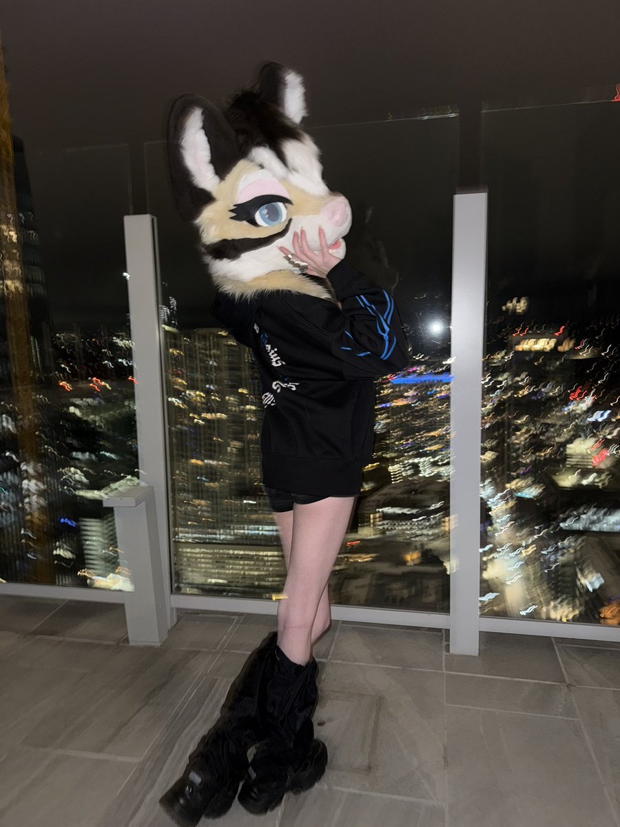 sierra 𒉭 tweet media