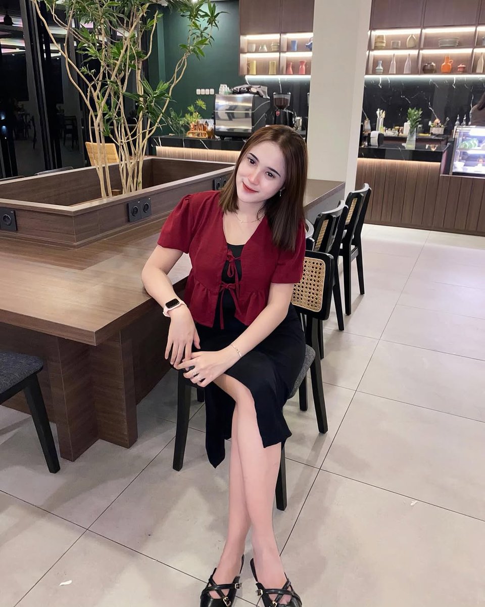 Hallo all, 4pem masih anget nih 🤭 and belum ada rawa nya 😅💦 
Untuk info rules nya bisa Tele or Wa 

#availsidoarjo #bosidoarjo #openbosidoarjo