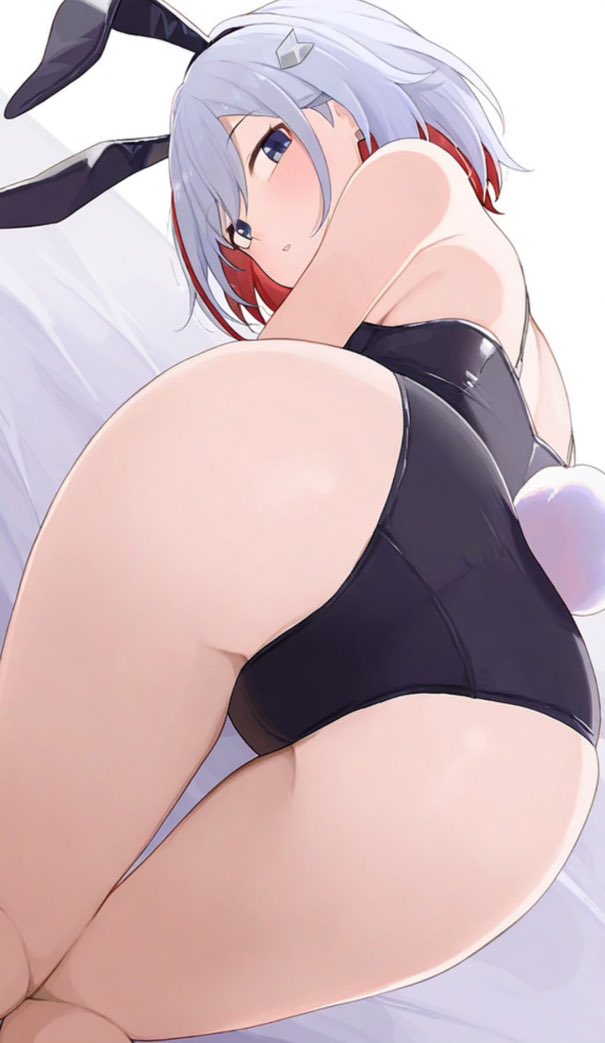 IPCBlTCH's tweet photo. it’s not for you to judge what she does when she’s not working . 

just be sure to tip and enjoy the view . ☺️ https://t.co/dR5vYm15Vb