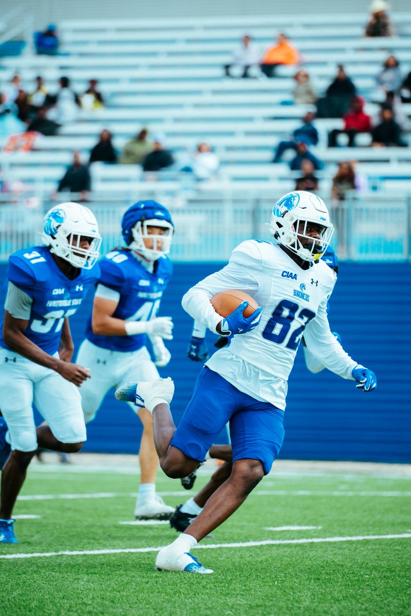 Fsubroncos_fb's tweet image. 𝗕𝗟𝗨𝗘 v. 𝗪𝗛𝗜𝗧𝗘

#springgame | #fsubroncos | #broncopride