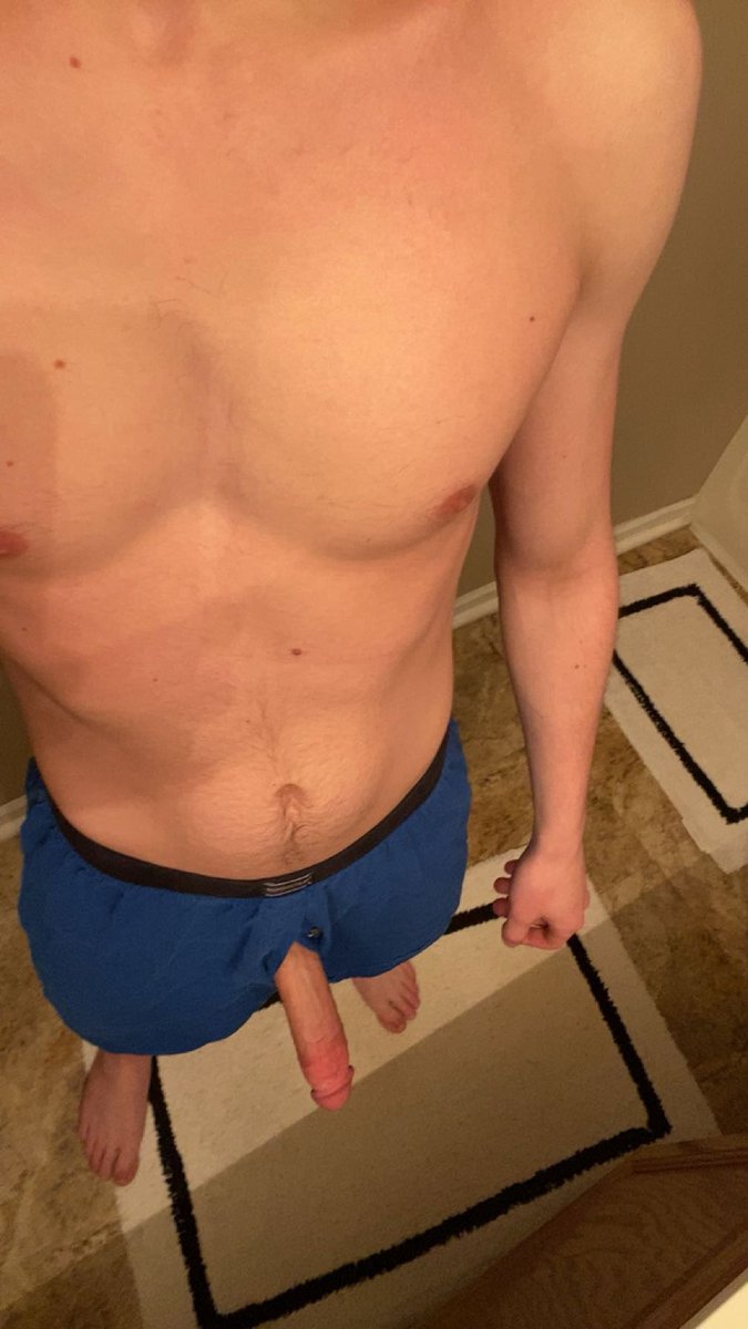 baterbro04's tweet photo. always showin off https://t.co/rYGbKduDZy