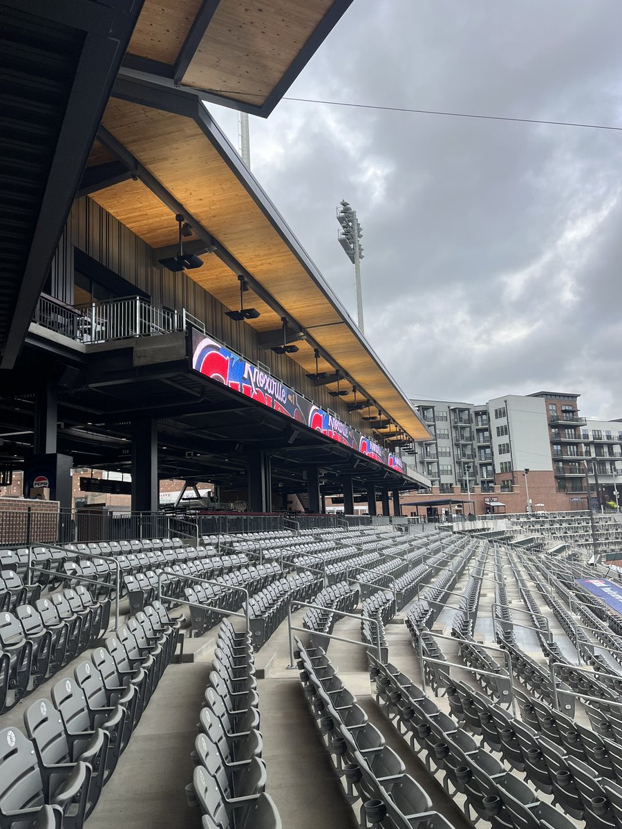 VisuaOfficial's tweet photo. Covenant Health Park 🤩 3 more days until Opening Day! ⚾️ @smokiesbaseball #VisuaLED https://t.co/MrpVvzaQQ6