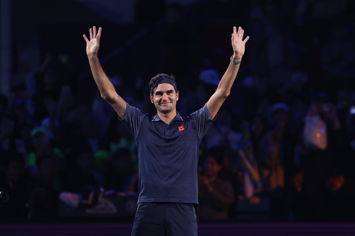 Roger Federer 🇨🇭🎾 (vía <a href="/lequipe/">L'Équipe</a>): "Me gustaría volver a jugar un poco al tenis. Entrenar dos o tres veces por semana, hacer exhibiciones, llenar estadios de todo el mundo. Lo echo de menos. Tal vez me vuelvan a ver en una cancha pronto".

Tranquilo, tonto corazón.