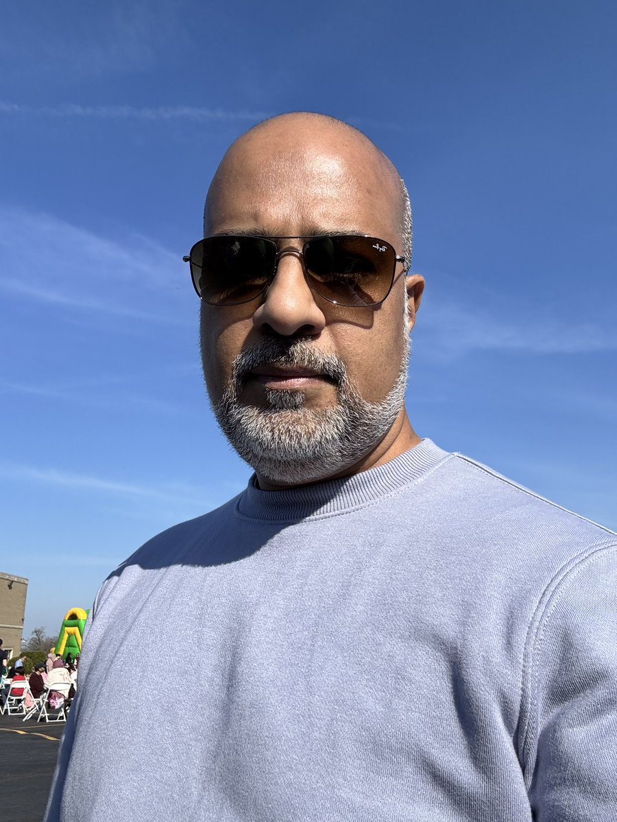 SafiTaffy99's tweet image. #SpringInChicago