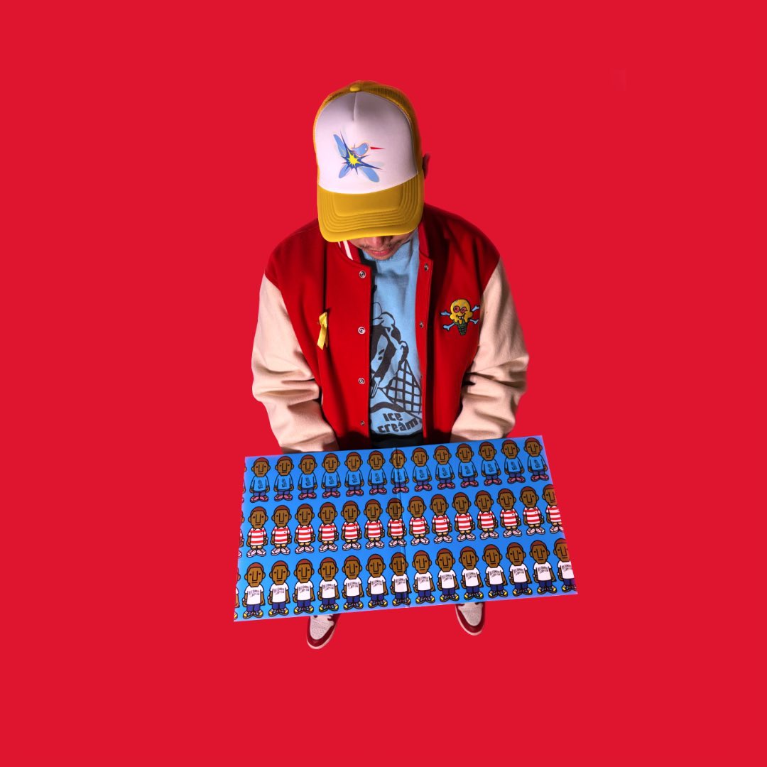 VersaceChopstik's tweet photo. Oh yeah back in December Interscope sent me this for free in exchange for an IG post so this was the best me and my little cousin could come up with https://t.co/PS9GPHfpQR