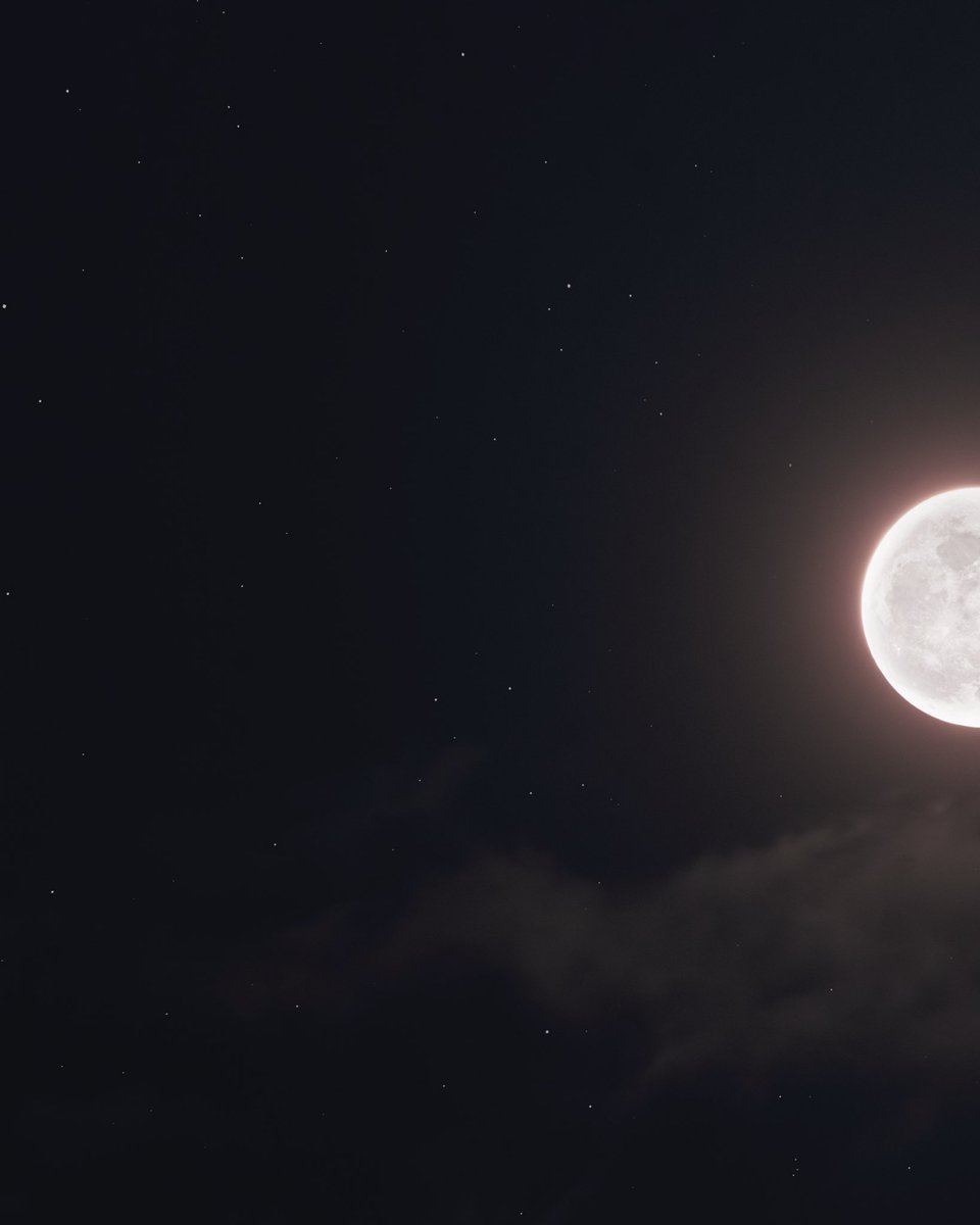 LeoAstral_'s tweet photo. Hoy Luna Llena ! 

Portal energético de liberación 🙌🏻✨ https://t.co/bJo7sgOXbO