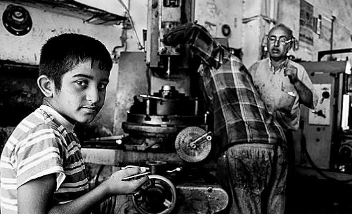 Devletimize ve hükümetimize 
 cumhur ittifakına güveniyor 
<a href="/Onuronal_/">Onur Önal</a> SGK 190 milyar kazanaçak çözüm raporuyla çözeceginizi umud ediyoruz
Sayın
<a href="/RTErdogan/">Recep Tayyip Erdoğan</a>
<a href="/dbdevletbahceli/">Devlet Bahçeli</a>
<a href="/Mustafa_Destici/">Mustafa Destici</a>
<a href="/isikhanvedat/">Prof. Dr. Vedat Işıkhan</a>
<a href="/_cevdetyilmaz/">Cevdet Yılmaz</a>
<a href="/tcmeb/">Millî Eğitim Bakanlığı</a>
<a href="/csgbakanligi/">T.C. Çalışma ve Sosyal Güvenlik Bakanlığı</a> <a href="/MuratCahidCINGI/">Dr.Murat Cahid CINGI</a>
<a href="/Tisk_kurumsal/">TİSK</a>