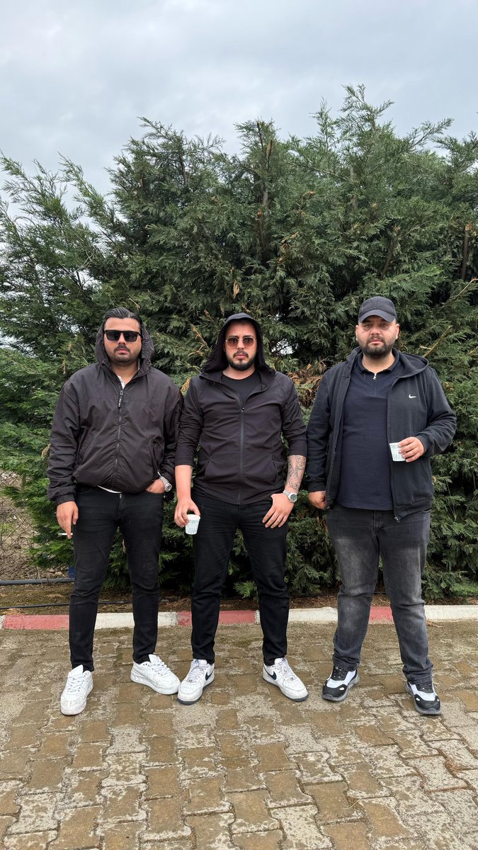 doganarsln's tweet photo. black brothers🏴 https://t.co/RHOBZpCx7m