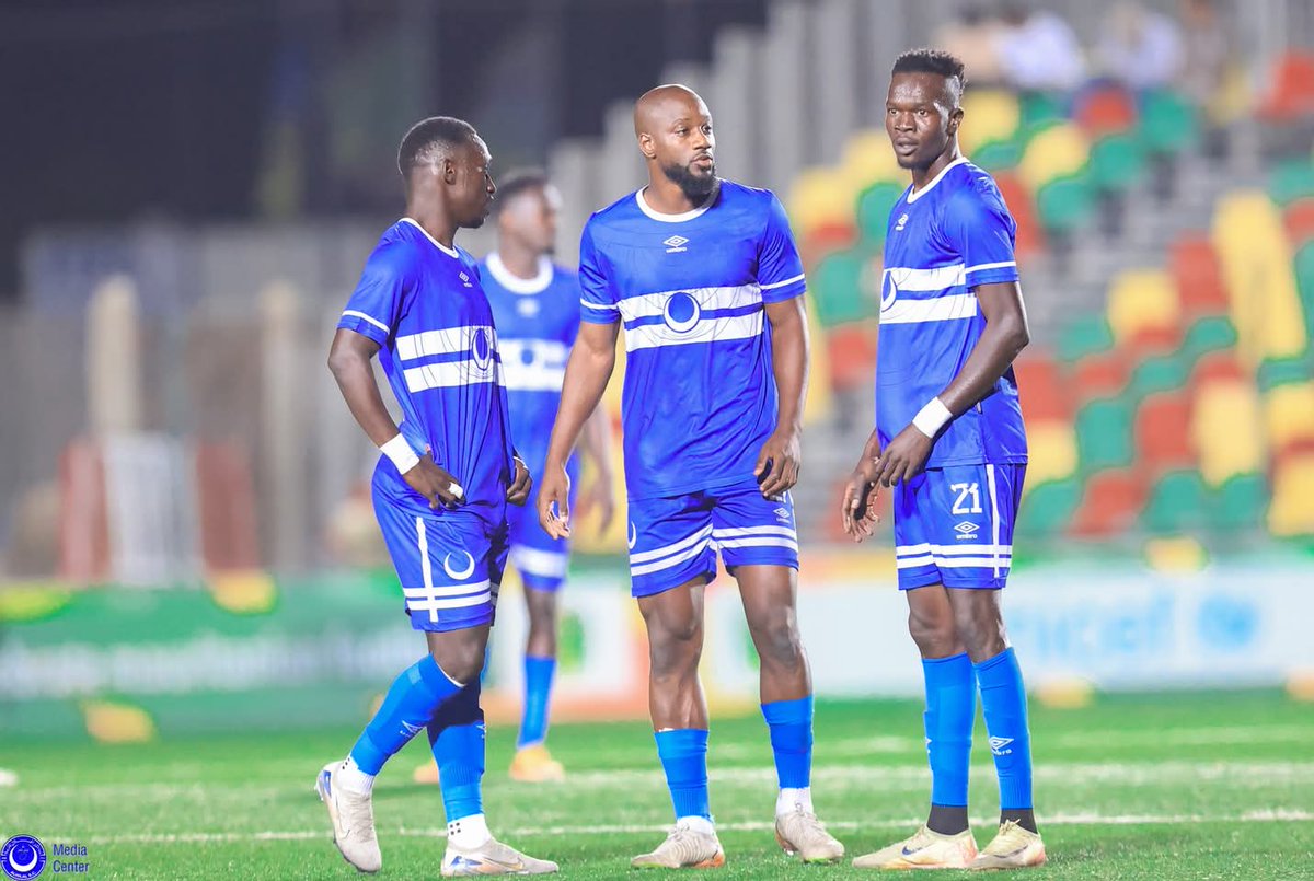 AlHilalSC_'s tweet photo. الهلال يعود لأجواء الدوري الموريتاني بانتصار غالي بهدف على تولدي ✌️

الهلال (1 - 0) تولدي
والي الدين بوغبا ⚽️

 #Forza_Hilal | #فخر_السودان | #Alhilal https://t.co/8L6E2chc5Y