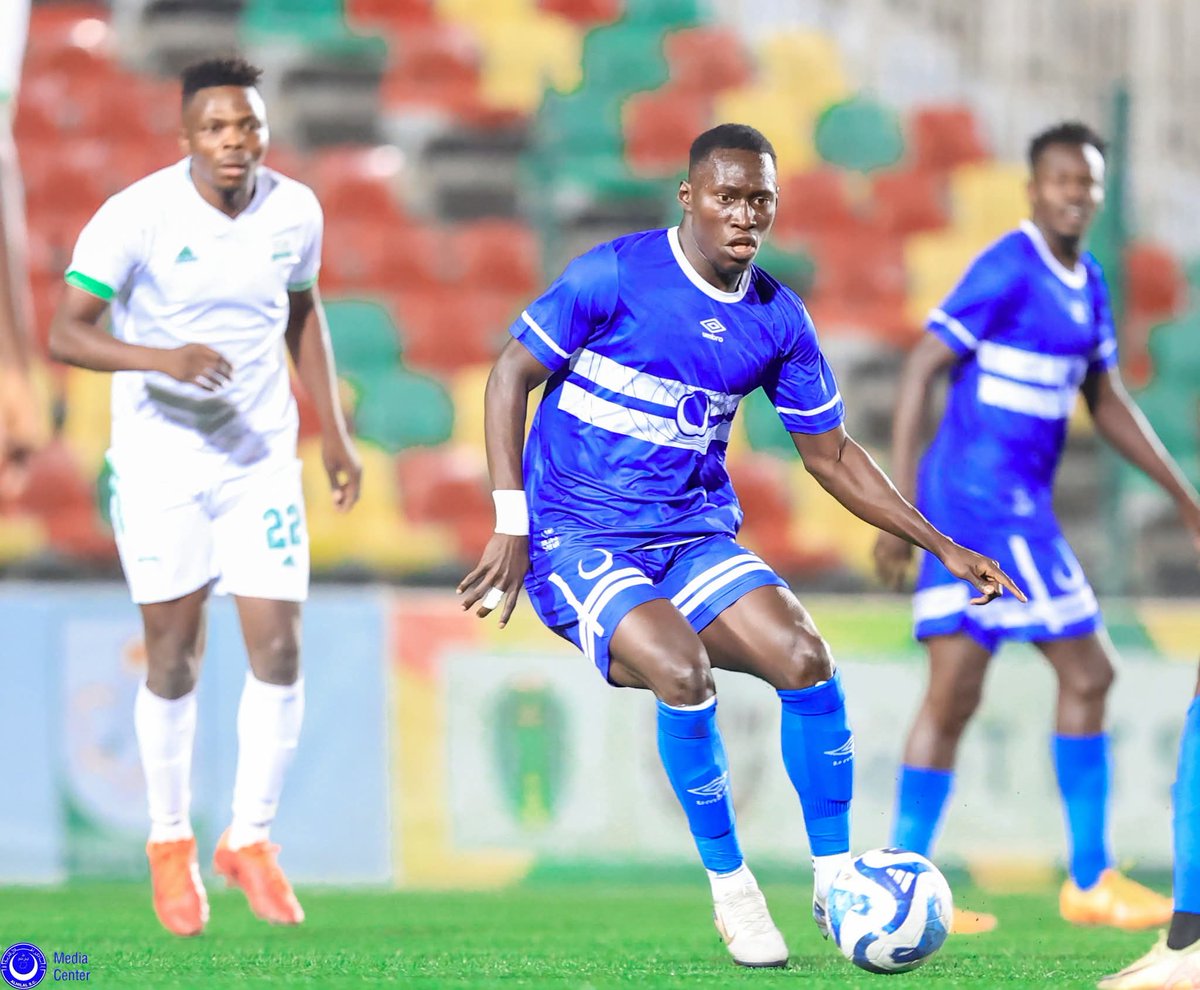 AlHilalSC_'s tweet photo. الهلال يعود لأجواء الدوري الموريتاني بانتصار غالي بهدف على تولدي ✌️

الهلال (1 - 0) تولدي
والي الدين بوغبا ⚽️

 #Forza_Hilal | #فخر_السودان | #Alhilal https://t.co/8L6E2chc5Y