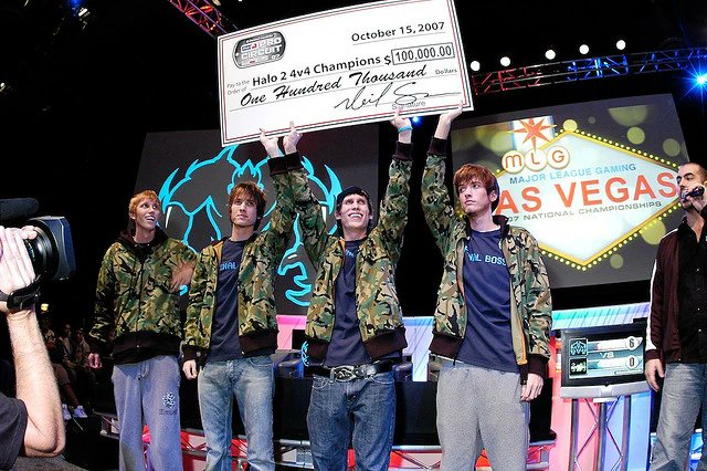 2007 | Final Boss with another Victory in the Halo 2 Tournament 🏆