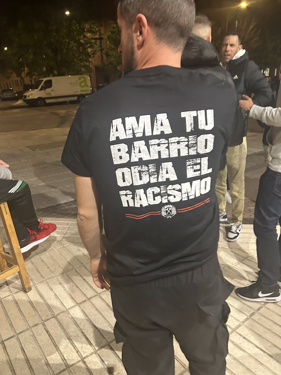 Samir280barrio's tweet photo. Ama a tu barrio ! https://t.co/OmVJtoogRk
