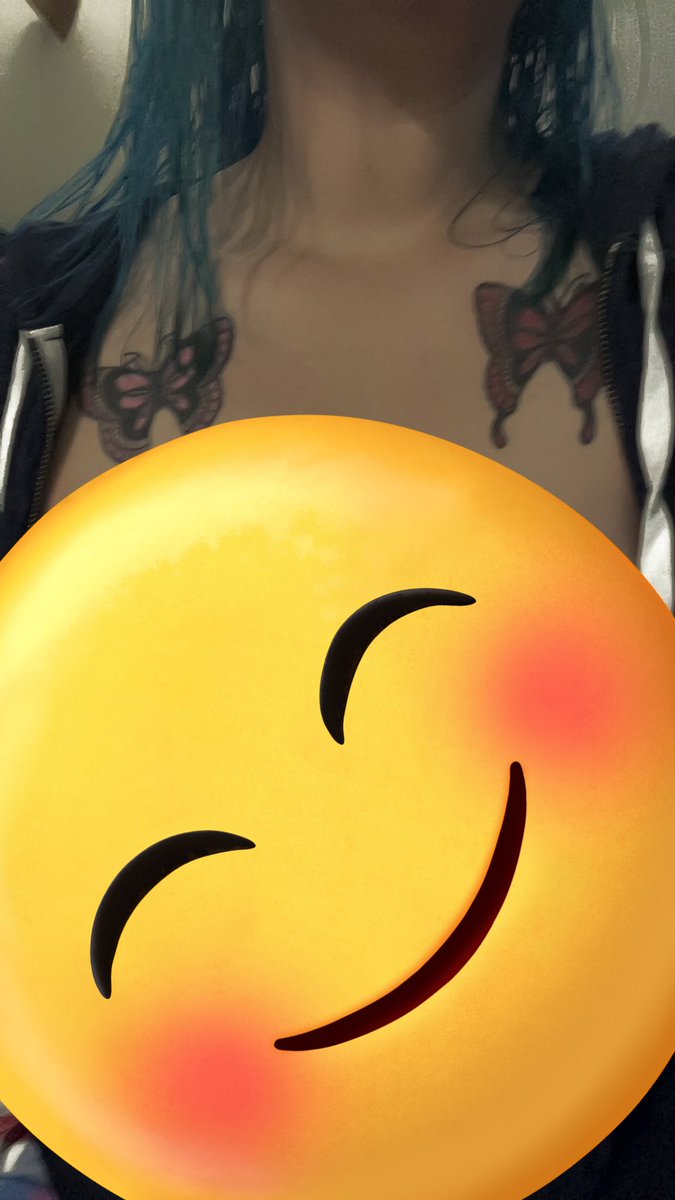 xseddyy's tweet photo. Hi I finally posted https://t.co/ahFnYtgUcn