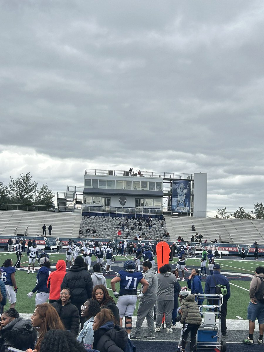 Frank Oumar Thompson tweet media