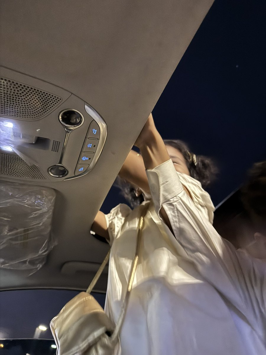 يابهجة الدنيا ♡