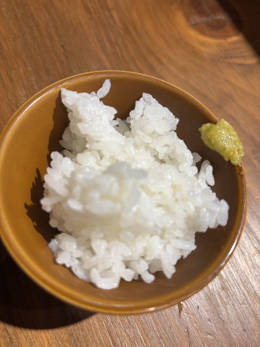 おはようございます

オープンします

とりあえず朝ラーは9時まで

〆付き　柚子山椒