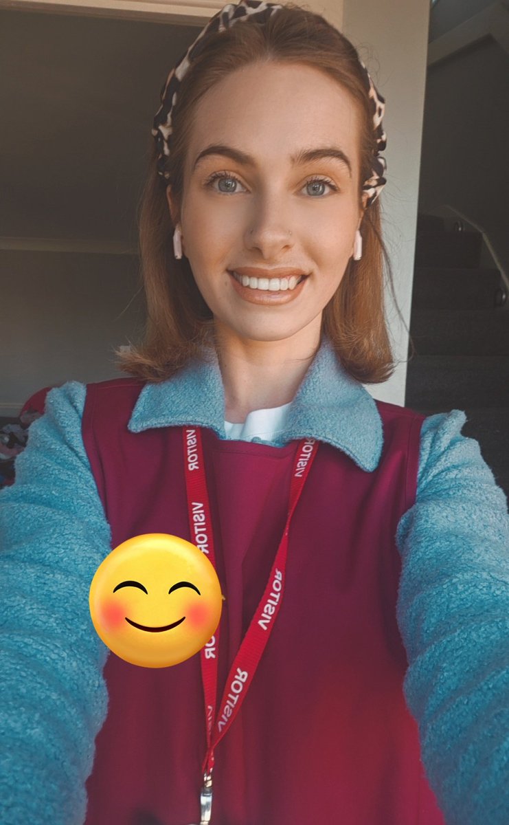 Thompson17Aimee's tweet photo. So many things have happened in such a short space of time. But I am in a happy place and finally finding my feet in my new work role. 😌 https://t.co/naBrmiPp4n