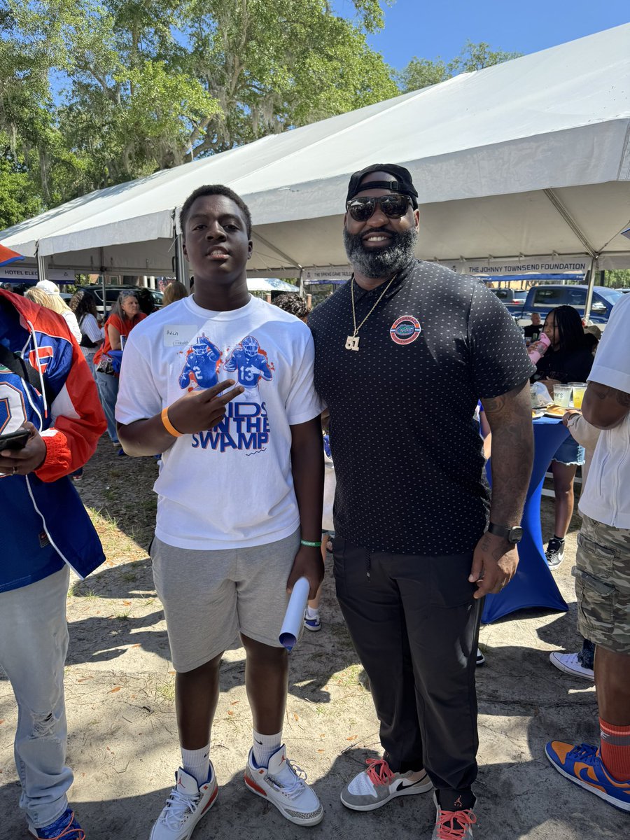 Čhrîs.🐊 tweet media