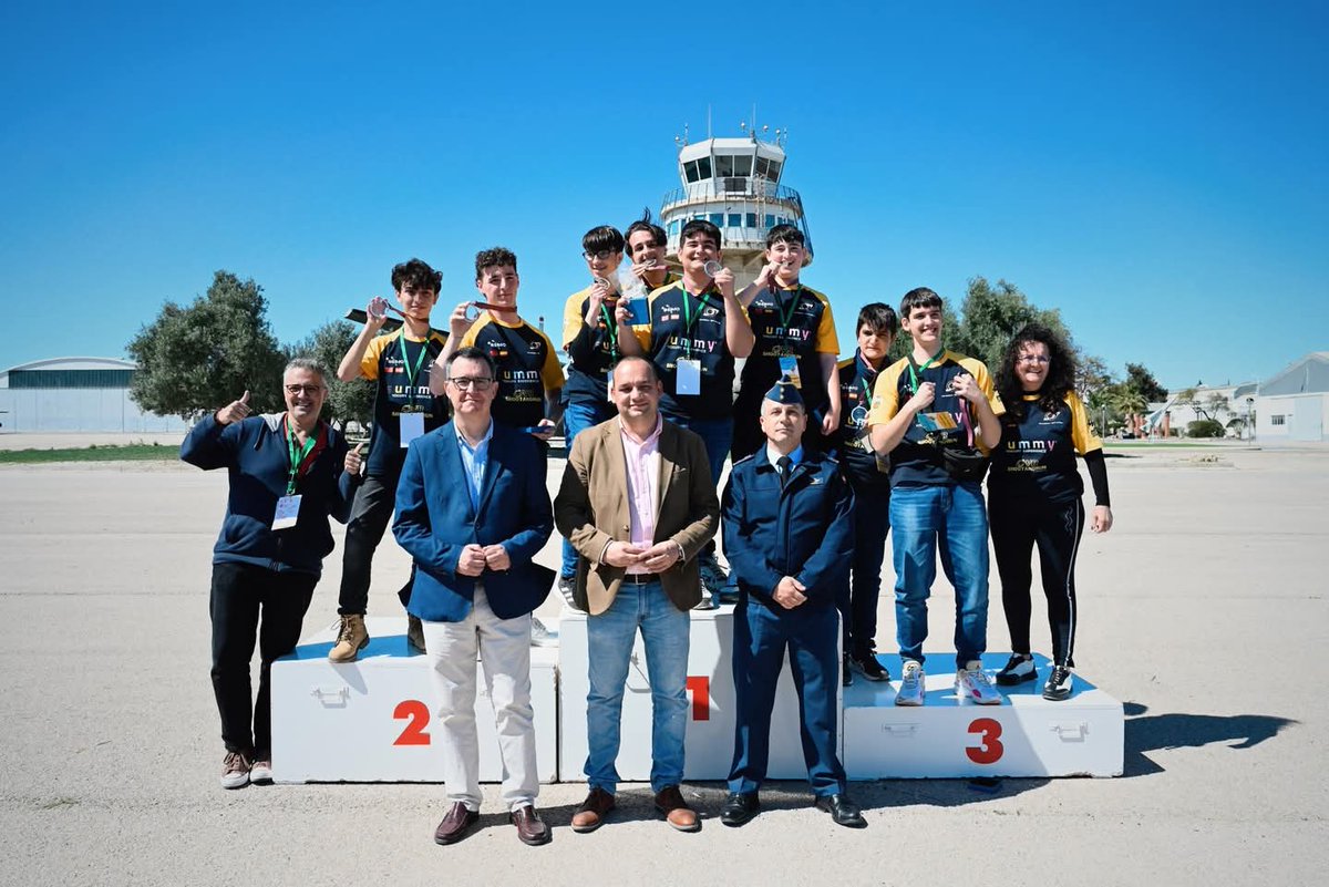 MMM@cademy (@mmm_academy) on Twitter photo 🚀🏆GANADORES REGIONALES #CanSat2025 🏆 🛰️
Felicidades OMEGA SPACE, representará a nuestra región el 13 y 14 Mayo en Galicia.¡¡Enhorabuena gran trabajo y defensa de proyecto💥🪂!!
<a href="/IesAlcantara/">IES Alcántara</a> <a href="/FundacionSeneca/">Fundación Séneca</a>
<a href="/EseroSp/">ESERO Spain</a>
<a href="/AmbientalRM/">Consejería M. Ambiente, Univ., Invest. y Mar Menor</a>
#cansat25 🚀🏆GANADORES REGIONALES #CanSat2025 🏆 🛰️
Felicidades OMEGA SPACE, representará a nuestra región el 13 y 14 Mayo en Galicia.¡¡Enhorabuena gran trabajo y defensa de proyecto💥🪂!!
<a href="/IesAlcantara/">IES Alcántara</a> <a href="/FundacionSeneca/">Fundación Séneca</a>
<a href="/EseroSp/">ESERO Spain</a>
<a href="/AmbientalRM/">Consejería M. Ambiente, Univ., Invest. y Mar Menor</a>
#cansat25