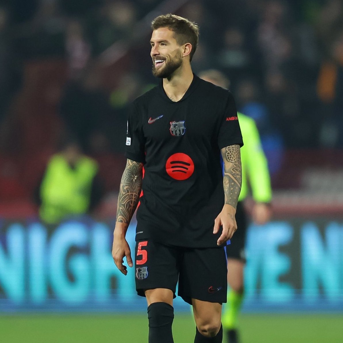 FabrizioRomano's tweet photo. 🔵🔴 Hansi Flick: “Iñigo Martínez not only performs well, but he also has a very important leadership role”.

“In this match, he gave us a lot. He pushes everyone forward. It means everyone has the strength to fight until the final moments, and that was very useful”. https://t.co/fykVR4dSSg