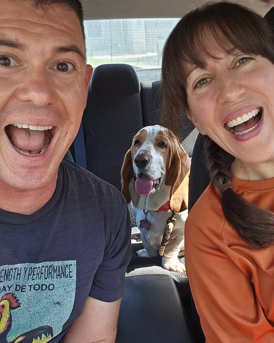 ErnieRuns's tweet photo. Hey now!🐾
Where are we going, #SadieTheHound?🤔
[1st, Sovereign Coffee ☕️. 2nd, Wetpaws Grooming 🐶.]
🐞🤠🙌
#HappyRuth #Ladybug #HardknoxCouple #runnercouple #loveandmarriage #hound #hounddog #bassethound #bassethoundmoments #bassethoundsofinstagram #Saturday #weekendvibes https://t.co/fv3xr0TM3w
