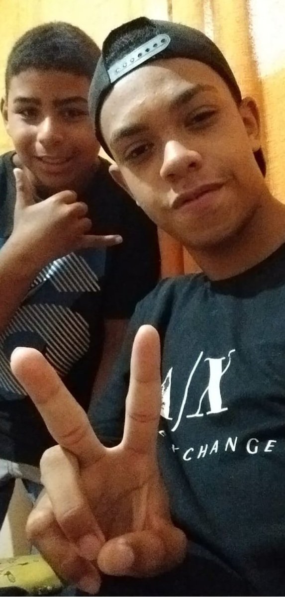 Mathecarlk's tweet photo. Deus o tenha em um bom lugar irmão,obg por sempre ser leal a mim vou sentir muita falta da gente todo dia pela manhã fumar sequência 😭🏴💔 https://t.co/rkGlri3xOC