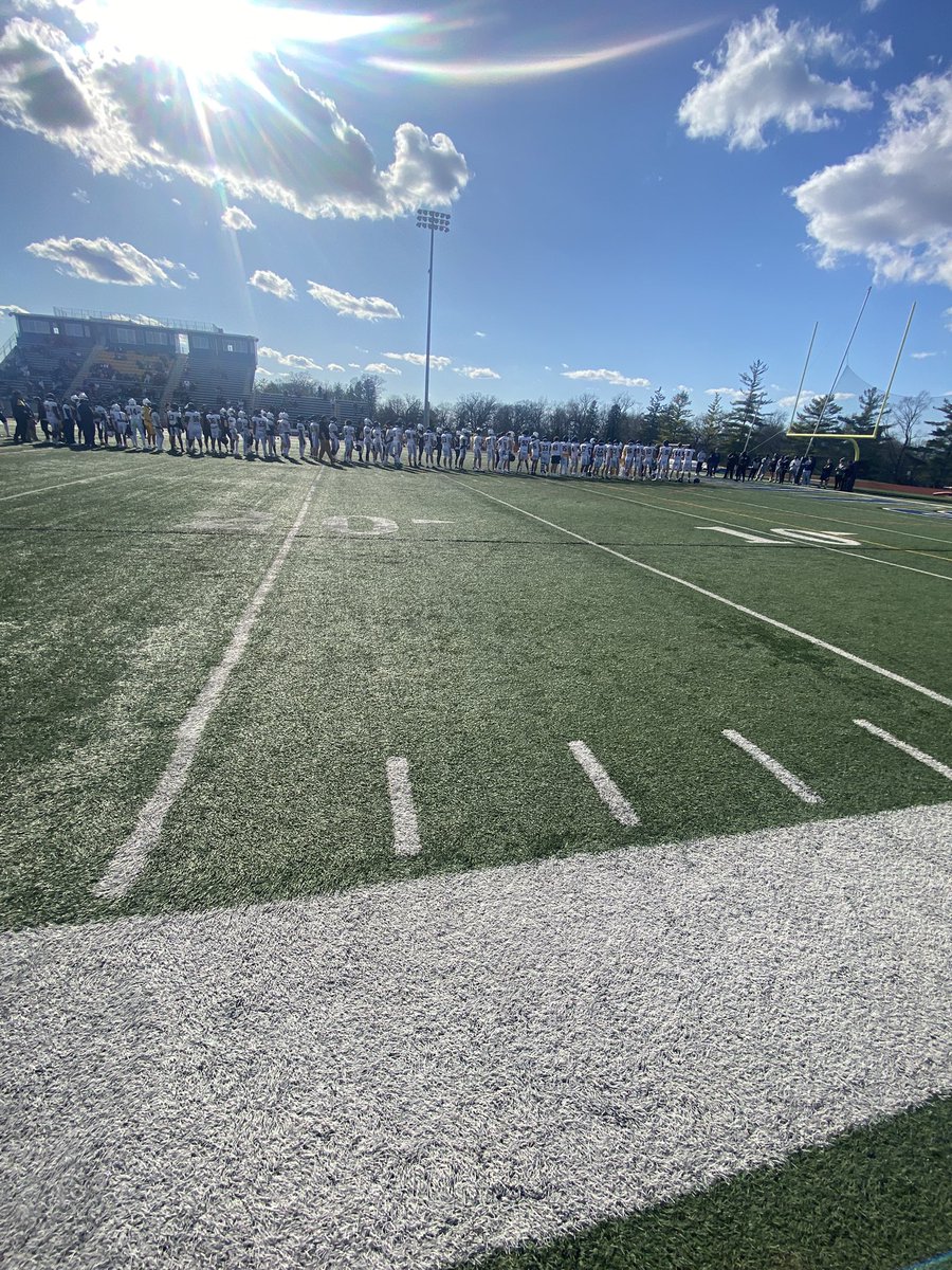 HallumsMalaki's tweet photo. had a great visit @SienaHeightsFB can't wait to comeback @_coachmcgaughy @EScottEmuakpor1 @Coach_Javi1 @OkemosWolvesFB @graham_jamaris @Marshaunhallums https://t.co/6LH3Sh9d3E