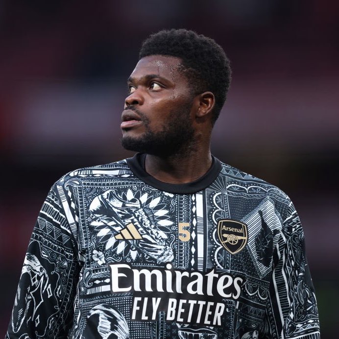 🚨⚠️ Mikel Arteta: “Thomas Partey felt something so we didn’t want to take any risks. We don’t know I haven’t spoken to the doctors yet”.

“Ben White, we don’t know. He wasn’t in condition to make the squad today to be selected. We have a few days so let’s wait and see”.