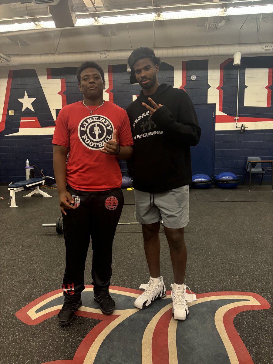 It was great to meet <a href="/ShedeurSanders/">Shedeur Sanders</a> at my school <a href="/Libertyotball/">Liberty Football</a>