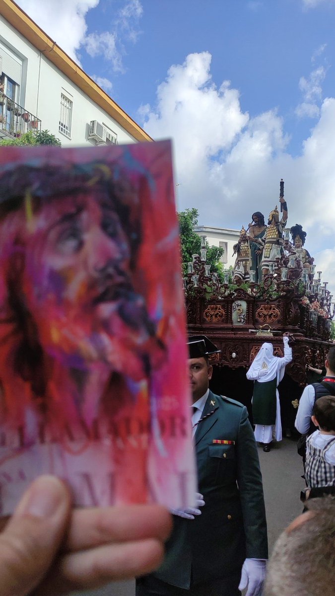 Iniciando la #SemanaSanta con mi <a href="/elllamadorcsr/">elllamadorcsr</a> , cortesía de #Mrwhite, servicio a domicilio. 

A ver si hay suerte con el resto de días.