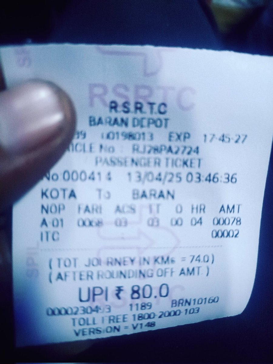 यह राजस्थान roadways की RJ28PA2724 की हालत हे जिसमें कन्डक्टर साह्ब अपनी थोड़ी सी एक्स्ट्रा कमाई के चक्कर मे पूरी गाड़ी मे माल, सामान बस की गैलेरी मे भरा हुआ है बुजुर्गों महिलाओ विकलांग लोगों को भारी परशानी कोई देखने और सुनने वाला नहीं है 
<a href="/RajCMO/">CMO Rajasthan</a>