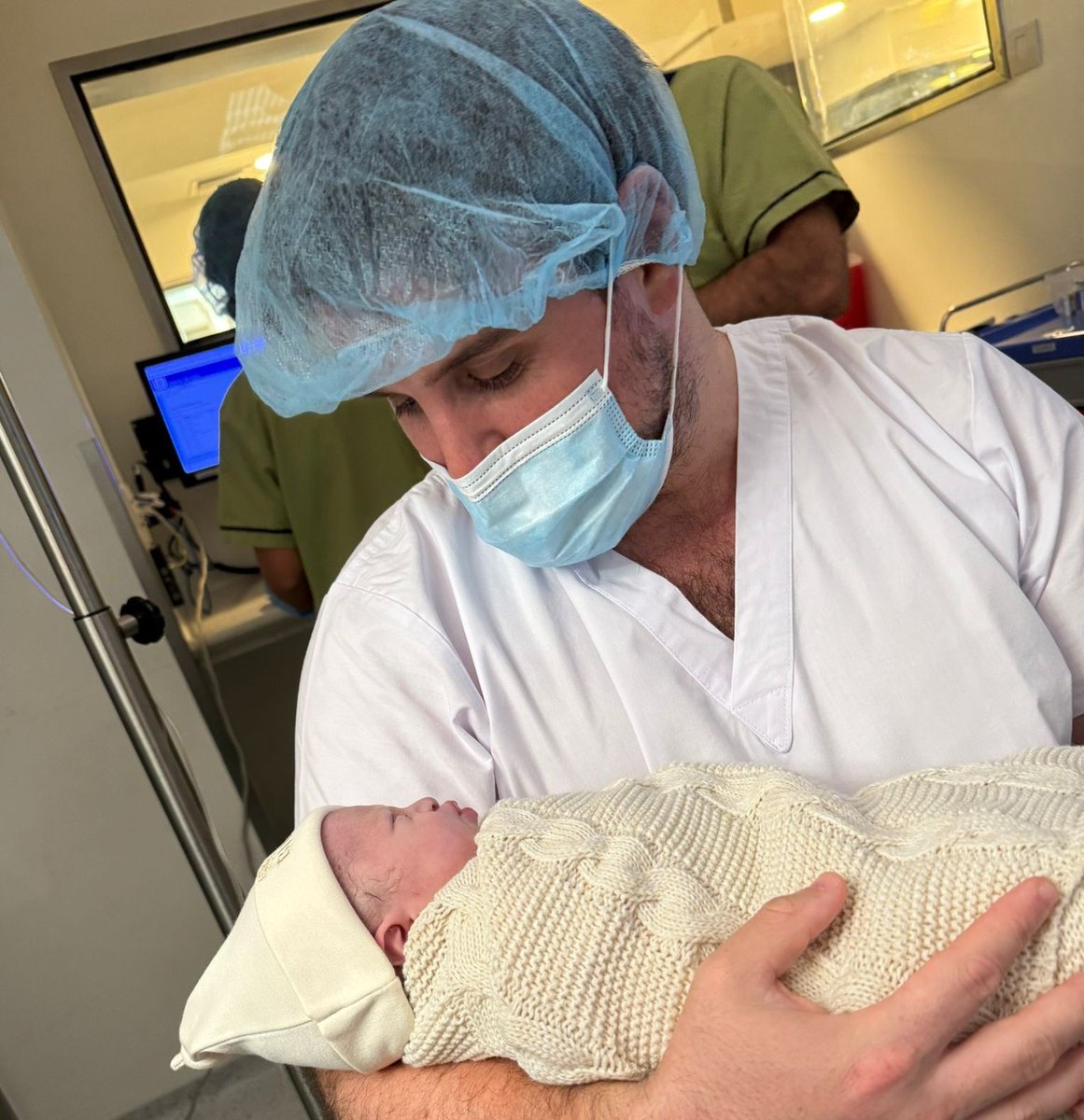 ☘️ Viene con todo la Zafra de la #CanterAzul.
Estamos felices de darle la bienvenida a Iñaki Astigarraga, y le mandamos besos y abrazos su mamá Belu y al Dojo. 
#VamosAzules