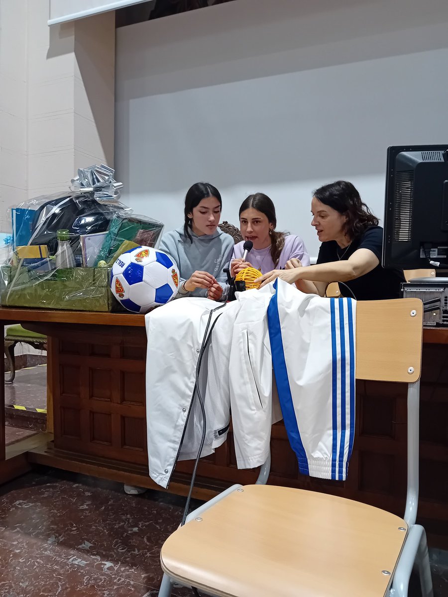 IES Miguel Catalán tweet media