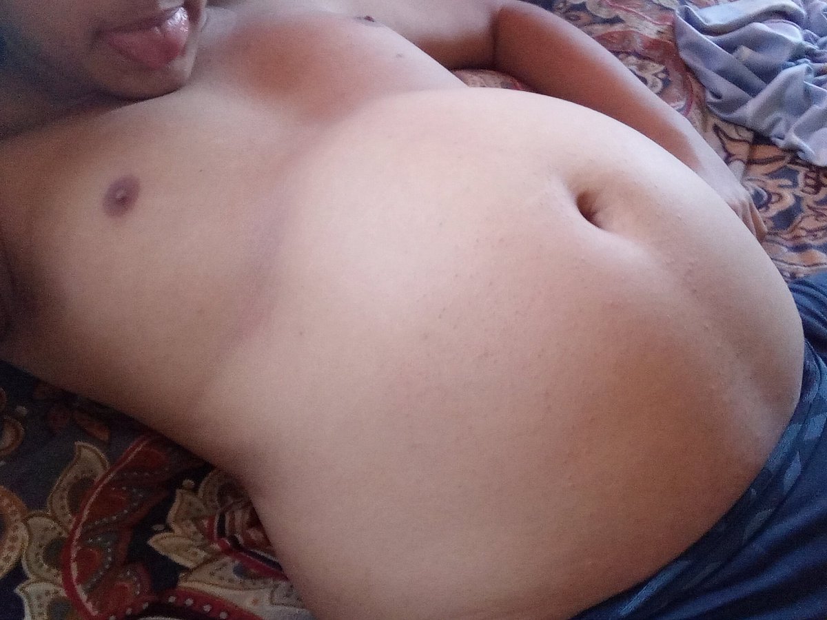 Boybellybig76's tweet photo. a partir del lunes volveré a hacer contenido más seguido https://t.co/0pNGxuB0JL
