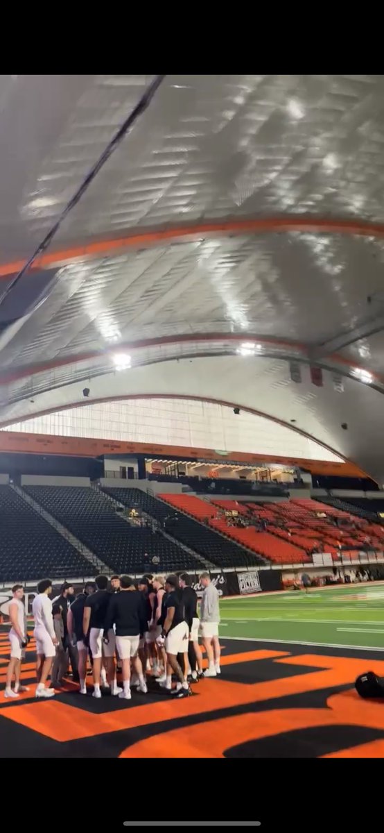 Hugo_afamasaga's tweet photo. Thank you coach  @gnduff for inviting me out to campus, I had an amazing time discussing ball and getting an inside look on the program! Very grateful. @BrandonHuffman @PrepRedzoneID @jake_pele @208ITTA @RAREAcademyID @CoachJuss @PolyPipeLine_ @PolyRecruits https://t.co/pnHvTWtmae