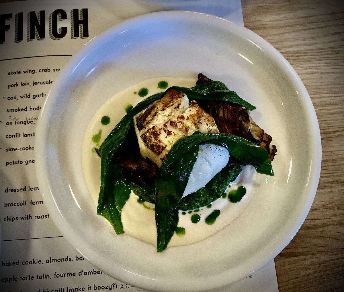 CateDvineWriter's tweet photo. Some really interesting dishes,including sea bream crudo, at the newly-reopened @OxAndFinch under new head chef #CraigNelson. The trick is to keep eating! My review for @BiteMagazine
https://t.co/jfjDRSdXsx https://t.co/DoXr33hu78
