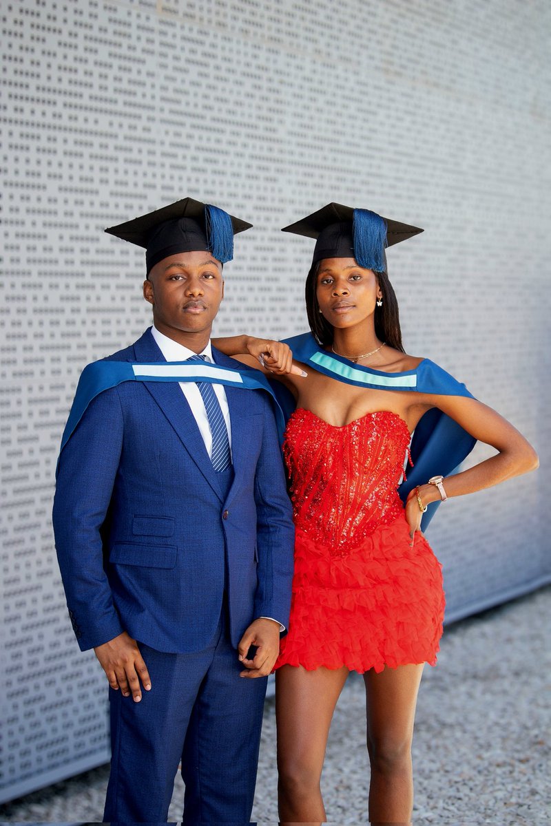 AnamandlaZweni's tweet photo. POV: You and your girl graduated at the same time, and you're now qualified Software Engineers🧎🏽‍♂️❤️. https://t.co/V6DvTGF3xq